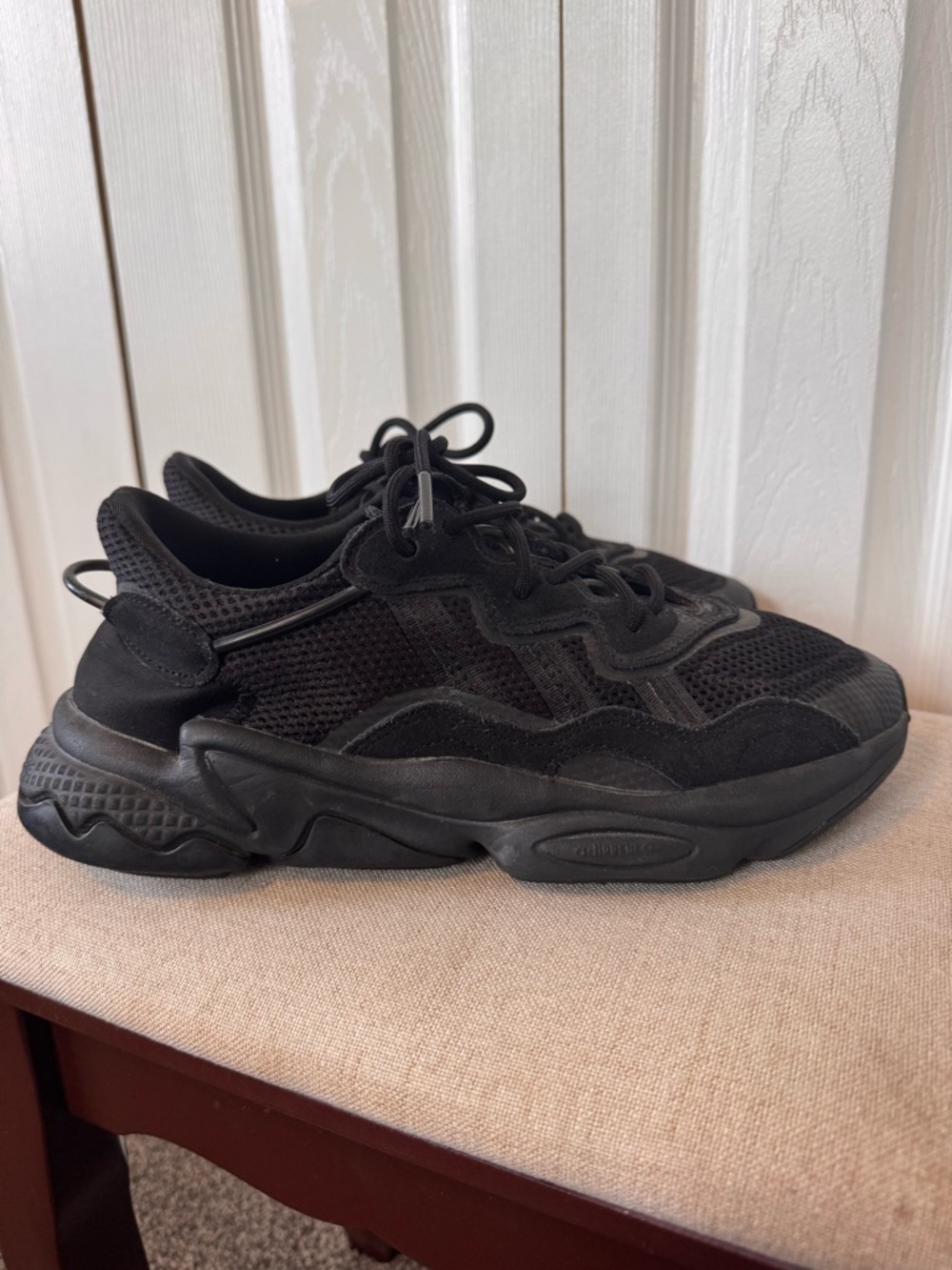 Mens Adidas Ozweego Core Black Sneakers US Sz 8 Mesh Upper Suede Lace Up - Picture 3 of 14